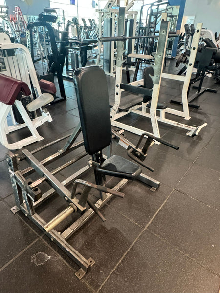 Hammer Strength Plate-Loaded Seated/Standing Shrug - Buy & Sell Fitness